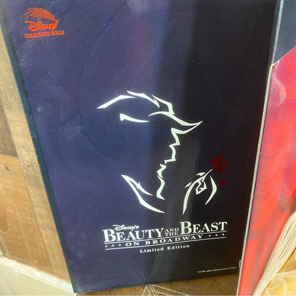 Beauty & Beast on Broadway Belle 19844 Disney & Doll 1998 Barbie Vintage New - Picture 6 of 16